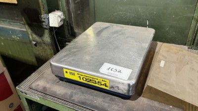 1 Bodenwaage Bizerba mit Steuerung Mittler Toledo,